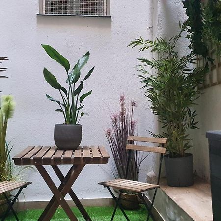 Rentadore Atocha Suites マドリード エクステリア 写真