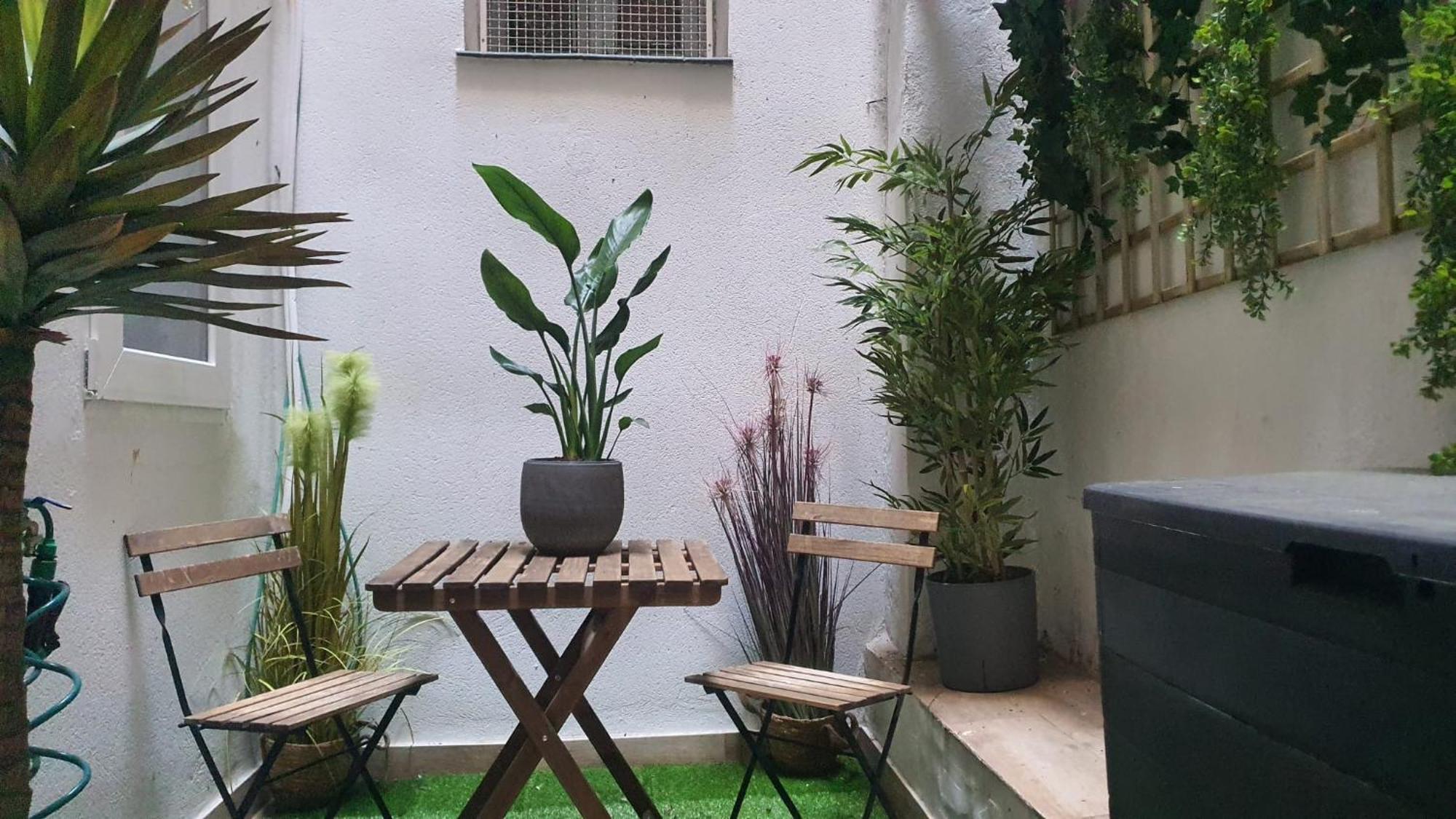 Rentadore Atocha Suites マドリード エクステリア 写真