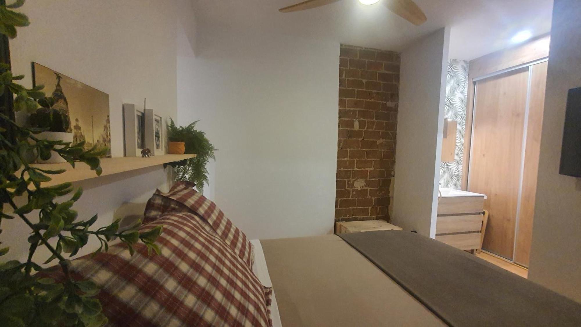 Rentadore Atocha Suites マドリード エクステリア 写真